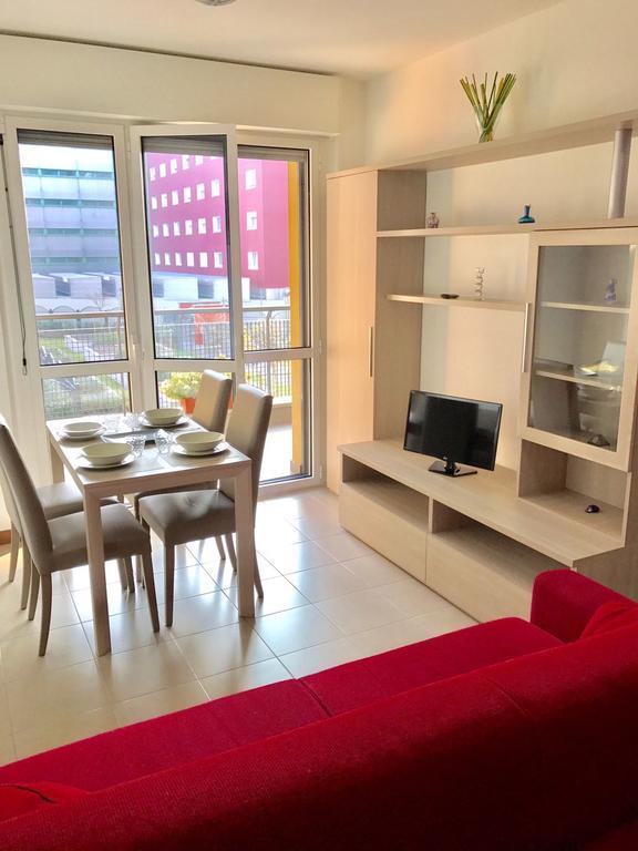 Politecnico Chique Apartment 米兰 外观 照片