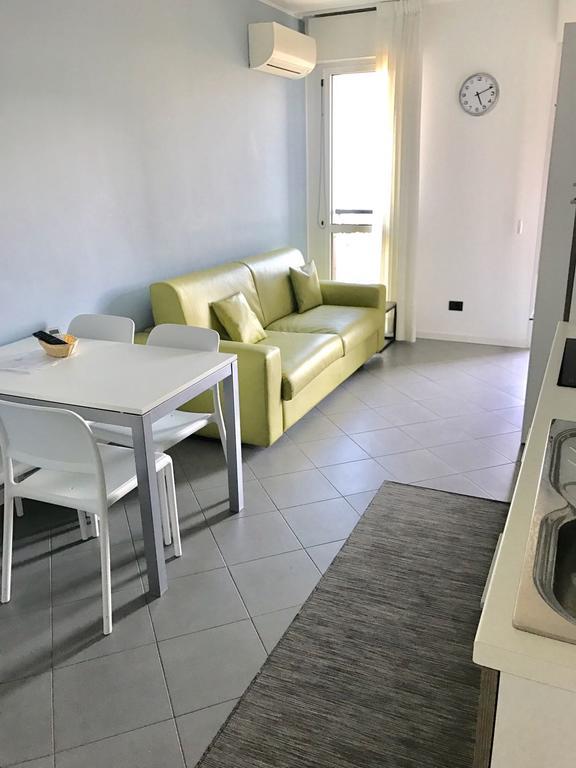 Politecnico Chique Apartment 米兰 外观 照片